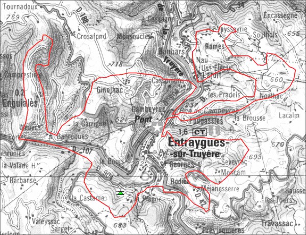 ENTRAYGUES SUR TRUYERE 2 - Sud.JPG