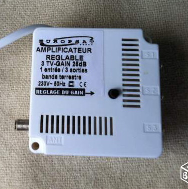 ampli.jpg