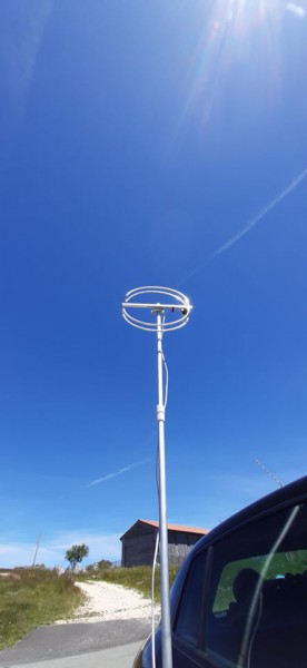 Antenne FM extérieure ronde.jpg
