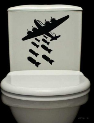 Bombardement toilettes.jpg