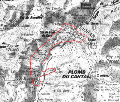 St-Jacques-des-Blats - Agglomération.JPG