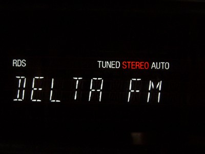 DELTA FM 87.5.JPG